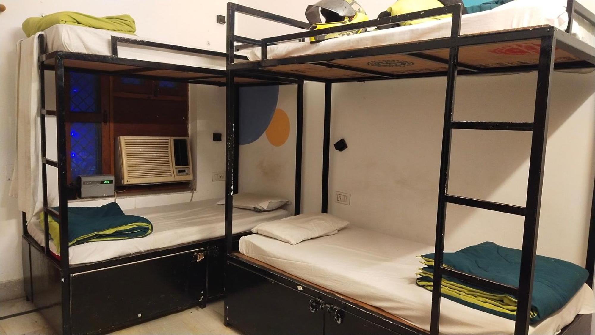 Unplan Hostel Ришикеш Экстерьер фото