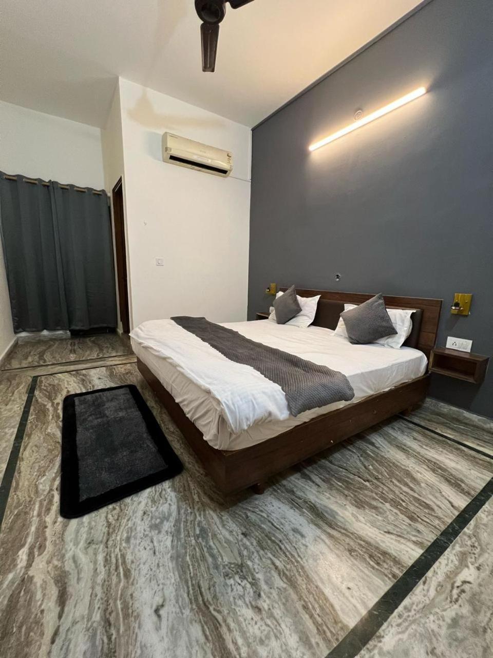 Unplan Hostel Ришикеш Экстерьер фото